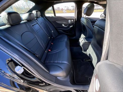 Used 2019 Mercedes-Benz C 300 4MATIC Sedan image 18
