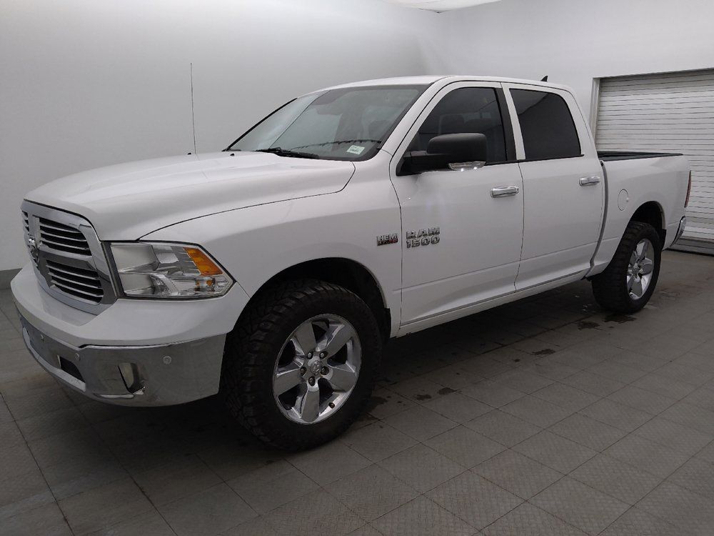 Used 2017 RAM 1500 Lone Star AWD/4WD image 2