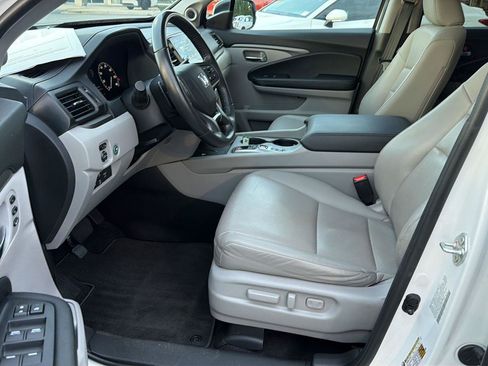 Used 2024 Honda Ridgeline RTL image 10
