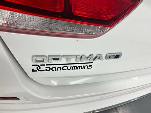 Used 2020 Kia Optima LX FWD image 25