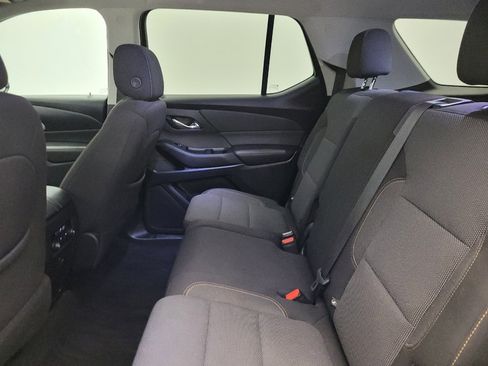Used 2020 Chevrolet Traverse LS FWD image 18