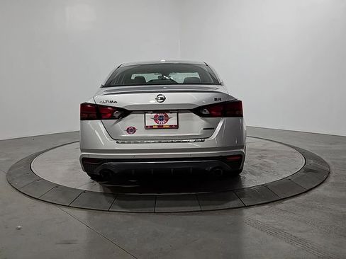 Used 2021 Nissan Altima 2.0 SR image 4