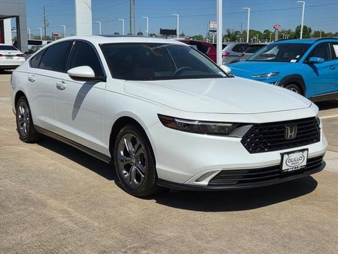 Used 2024 Honda Accord EX image 4