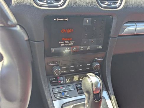 Used 2024 Porsche 718 Boxster image 14