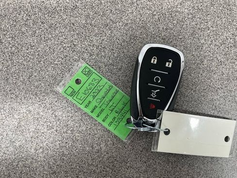 Used 2023 Chevrolet Traverse LT w/ Midnight/Sport Edition image 25