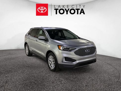 Used 2024 Ford Edge SEL image 10