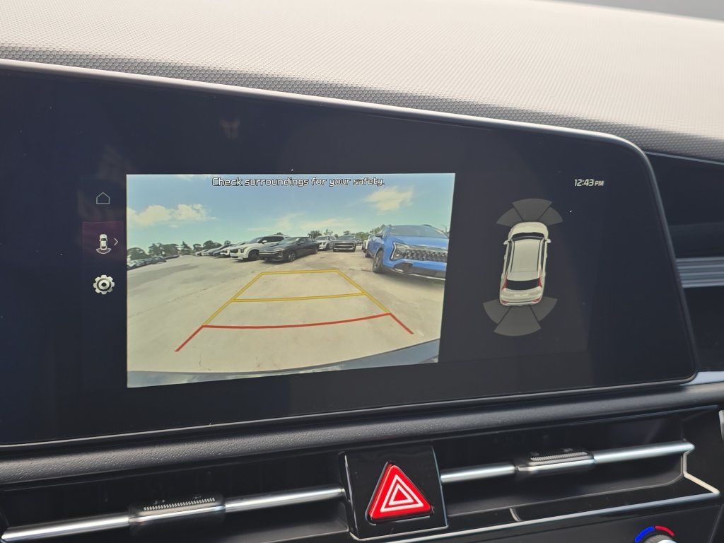 New 2026 Kia Niro SX Touring FWD image 25