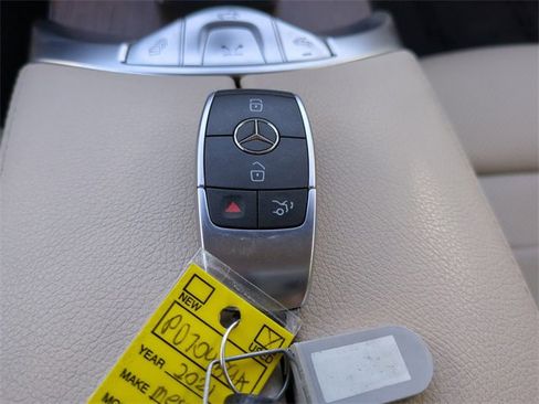 Used 2021 Mercedes-Benz C 300 Cabriolet image 27