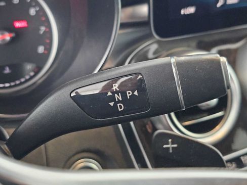 Used 2020 Mercedes-Benz GLC 300 4MATIC image 31