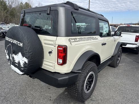 New 2025 Ford Bronco Base w/ Sasquatch Package image 7