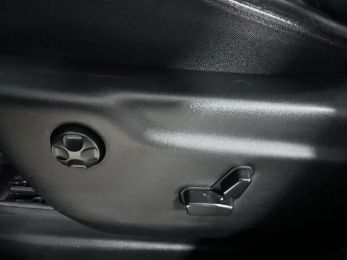 Used 2024 Dodge Durango GT RWD image 23