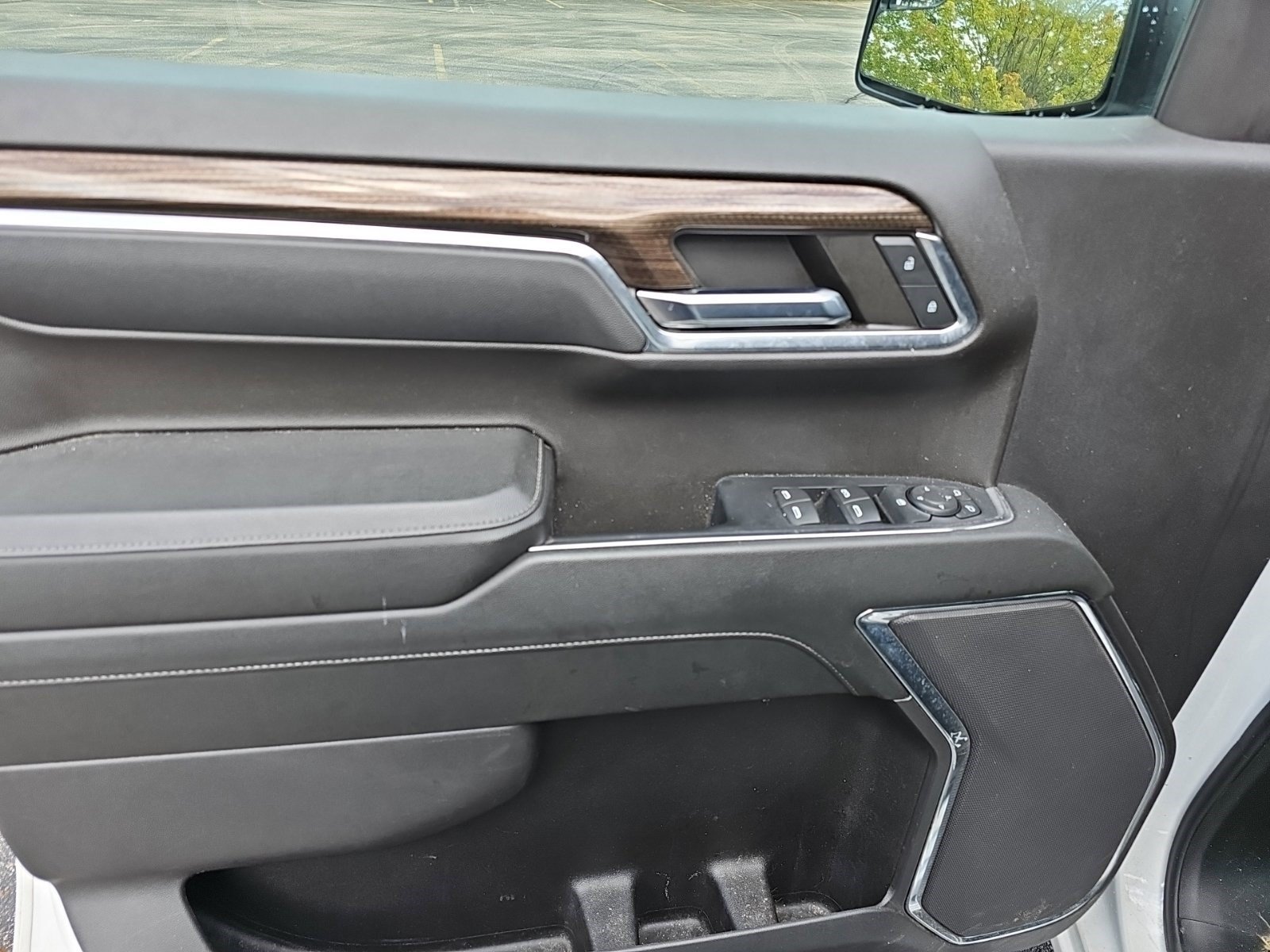 Used 2024 Chevrolet Silverado 1500 RST AWD/4WD image 19