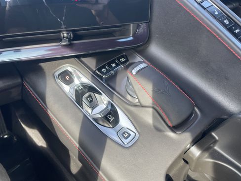 Used 2025 Chevrolet Corvette Z06 image 27