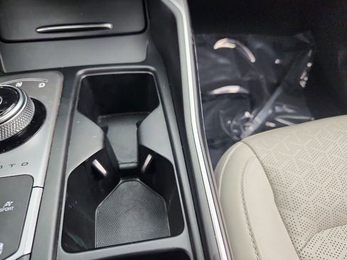 Used 2023 Kia Sorento EX image 22