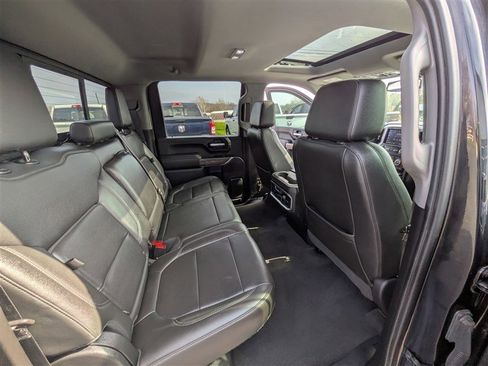 Used 2020 Chevrolet Silverado 2500 LTZ w/ LTZ Plus Package image 20