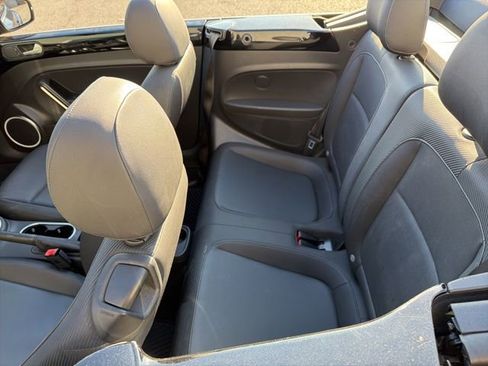 Used 2016 Volkswagen Beetle 1.8T Denim image 15