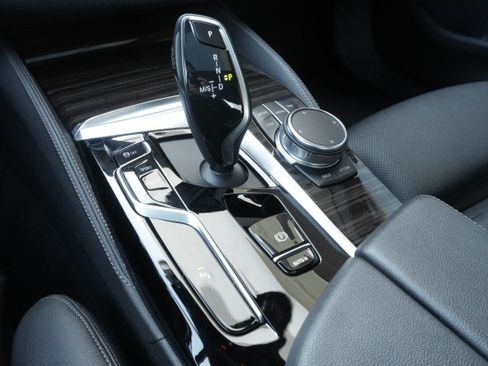 Certified 2023 BMW 540i w/ M Sport Package RWD image 23