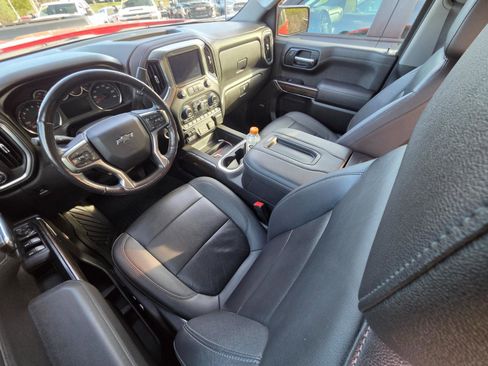 Used 2021 Chevrolet Silverado 1500 LT Trail Boss w/ LT Trail Boss Premium Package image 11