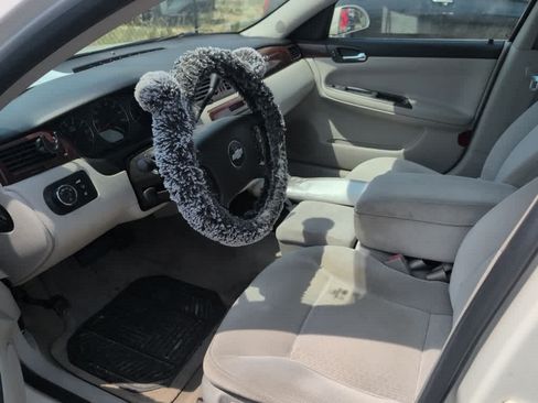 Used 2007 Chevrolet Impala LT w/ Preferred Equipment Group FWD image 8