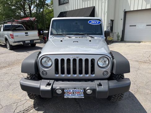 Used 2015 Jeep Wrangler Unlimited Sport w/ Quick Order Package 24S AWD/4WD image 2