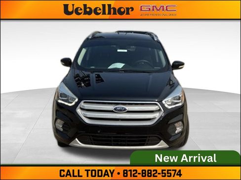 Used 2018 Ford Escape Titanium FWD image 2