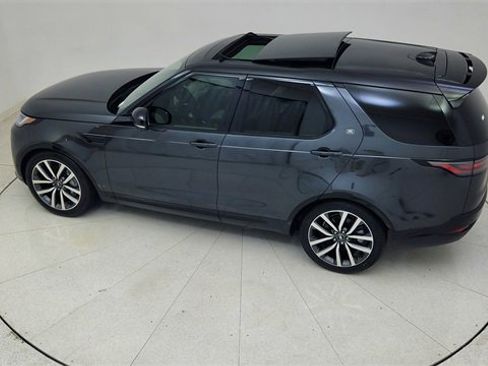 Used 2024 Land Rover Discovery Dynamic SE image 84