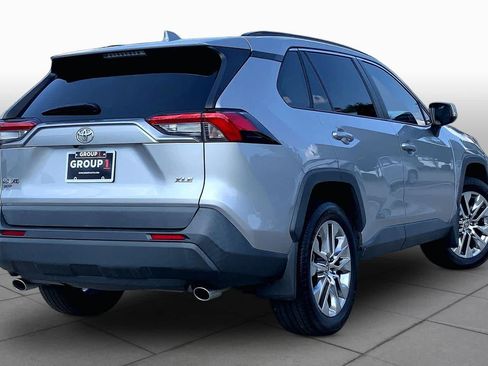 Used 2021 Toyota RAV4 XLE Premium FWD image 13