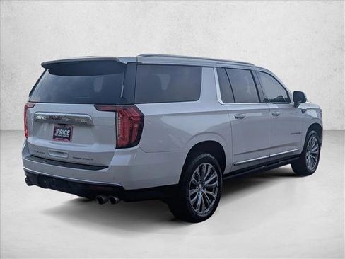 Used 2021 GMC Yukon XL Denali w/ Denali Ultimate Package image 5