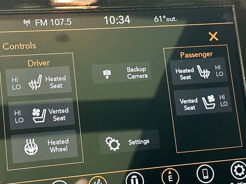 Certified 2021 Jeep Grand Cherokee Limited w/ Luxury Group II AWD/4WD image 24