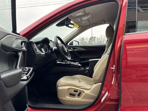 Used 2020 MAZDA CX-9 Touring image 9
