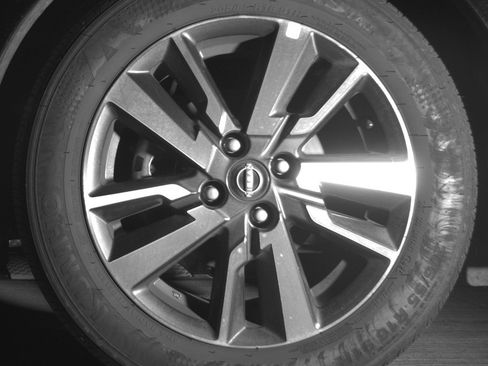 Used 2025 Nissan Versa SV image 12