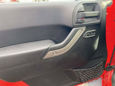 Used 2015 Jeep Wrangler Sport w/ Quick Order Package 24S image 13