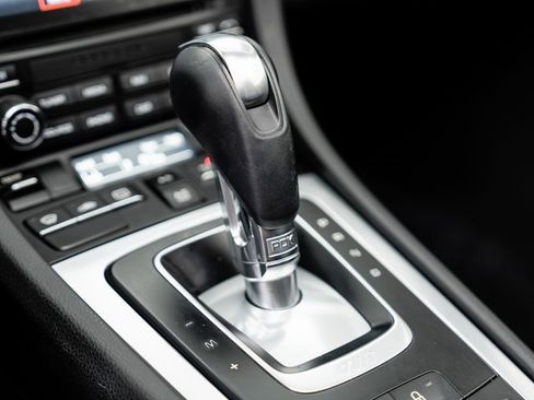 Used 2017 Porsche 718 Boxster image 18