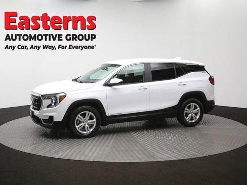 Used 2024 GMC Terrain SLE FWD image 57