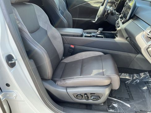 Used 2024 Lexus RX 350 AWD w/ Convenience Package image 26