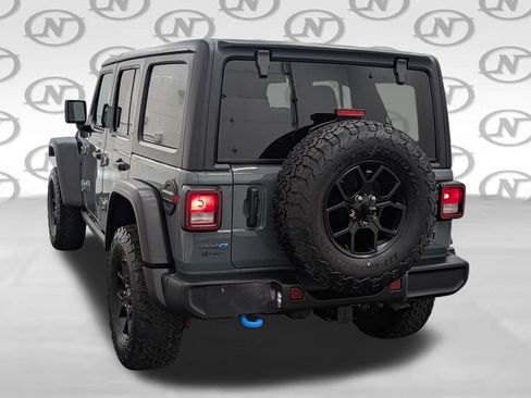 Used 2024 Jeep Wrangler Unlimited AWD/4WD image 31