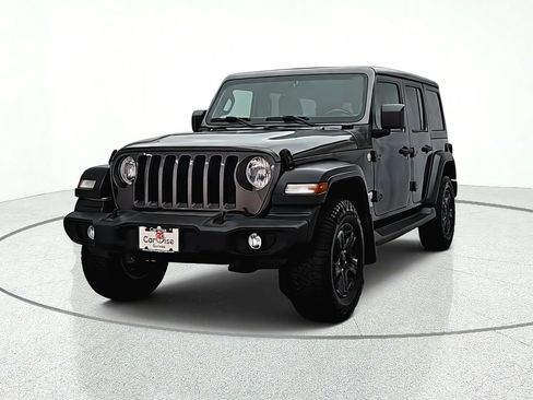 Used 2018 Jeep Wrangler Unlimited Sport S AWD/4WD image 2