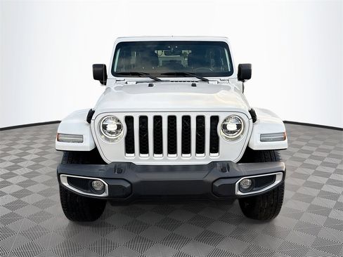 Used 2021 Jeep Wrangler Unlimited Sahara image 2