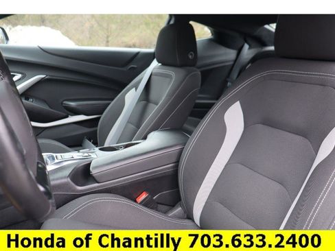 Used 2021 Chevrolet Camaro LT w/ RS Package image 20