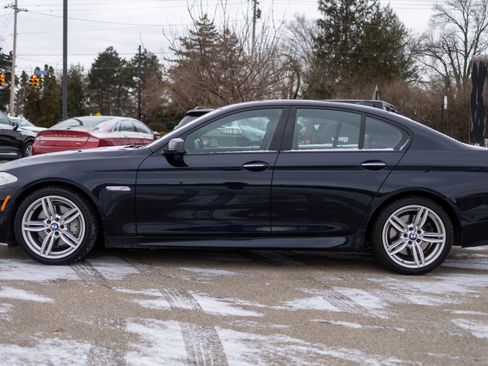 Used 2013 BMW 550i xDrive 550i xDrive image 25