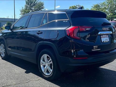 Used 2020 GMC Terrain SLE FWD image 3