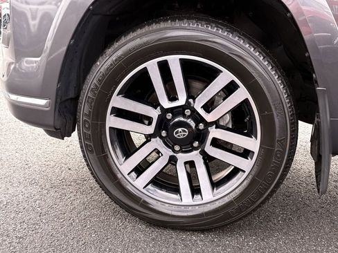 Used 2023 Toyota 4Runner Limited image 12