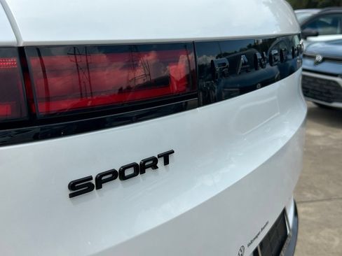 Used 2024 Land Rover Range Rover Sport Dynamic SE AWD/4WD image 49