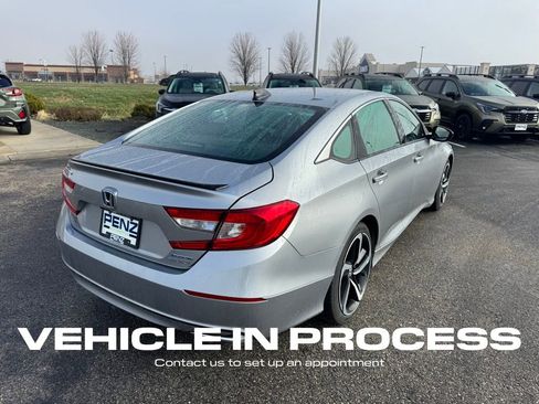 Used 2022 Honda Accord Sport image 3