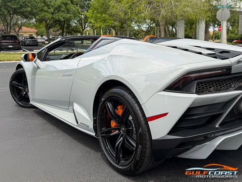 Used 2021 Lamborghini Huracan EVO RWD image 49