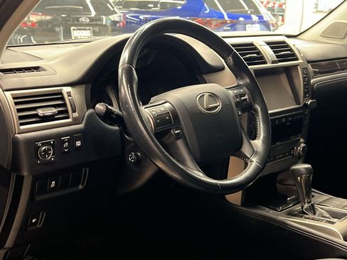 Used 2015 Lexus GX 460 w/ Navigation Package AWD/4WD image 13