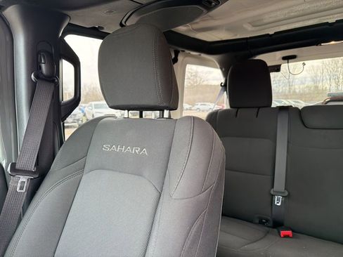 Used 2023 Jeep Wrangler Sahara w/ LED Lighting Group image 11