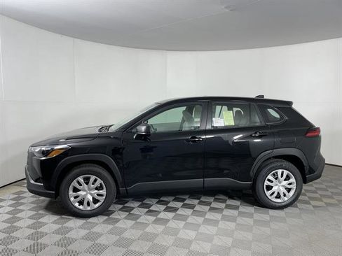 New 2026 Toyota Corolla Cross L image 4