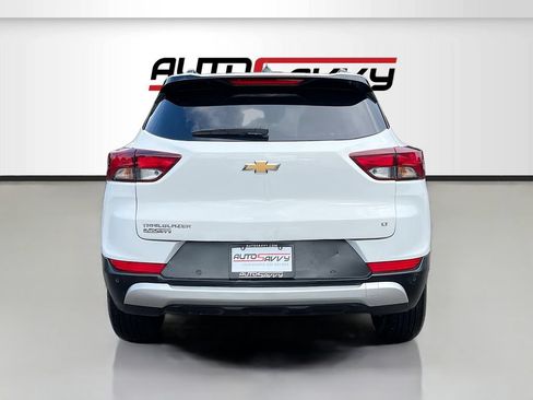 Used 2025 Chevrolet TrailBlazer LT w/ LT Cold Weather Package FWD image 6