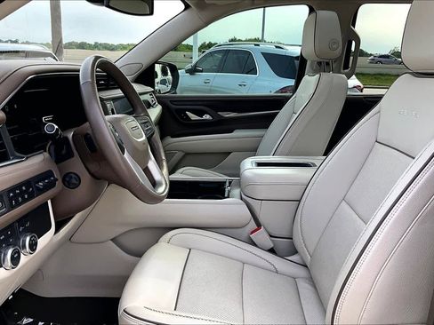 Used 2022 GMC Yukon Denali AWD/4WD image 7
